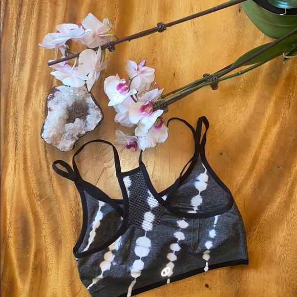 🎾 2/ $30 Sports Bra - Picture 2 of 4